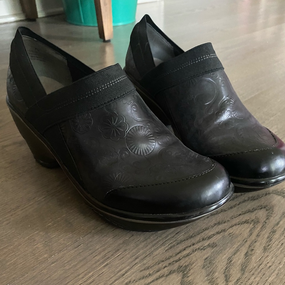 Jambu cali classic women’s size 7